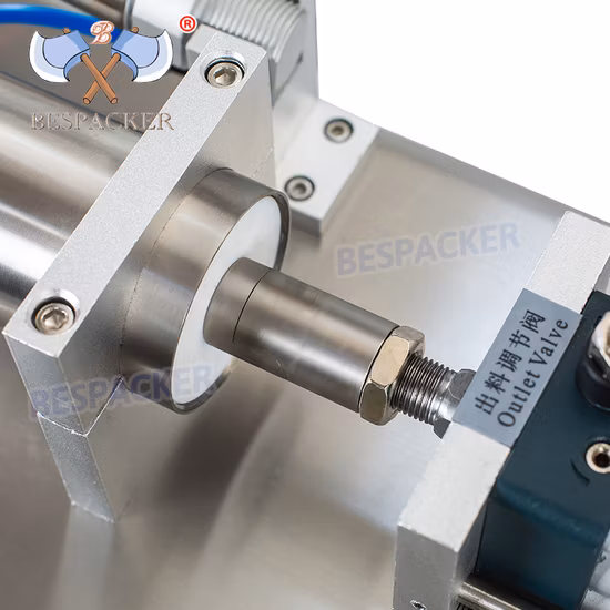 Riempitrice semiautomatica per gelato, acqua, miele liquido, succhi, salse, bibite e concentrato di pomodoro